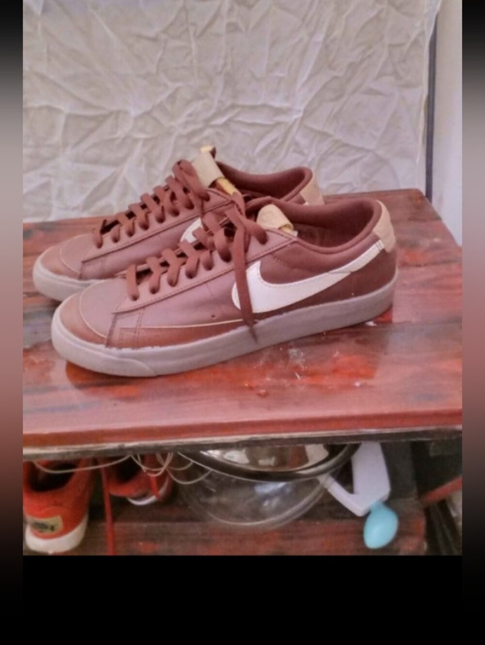 Nike Brown Low-Top Sneakers with White Swoosh